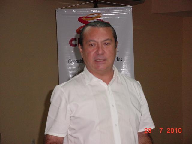 Profesor Luis Diego, del INEH.jpg
